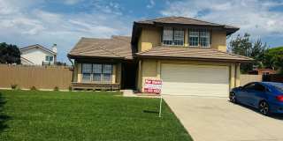 Better than new… 3 bedroom in Mission Oaks Gallery 1