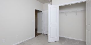 161 White Apple Way Gallery 5