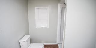 2819 26th Street Gallery 41