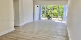 8897 Fontainebleau Blvd Gallery 2