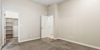 925 Louisiana Downs Avenue Gallery 24