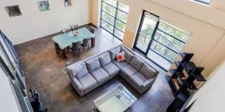 Fully Furnished Mid-Term 2-Level Condo | 1,549 Sq Ft | Private Parking | Shared Living Fully Furnished Mid-Term 2-Level Condo | 1,549 Sq Ft | Private Parking | Shared Living Gallery 26