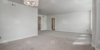 229 Ward Parkway Gallery 19