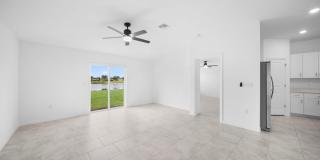 Stunning New construction home in North Fort Myers Gallery 6