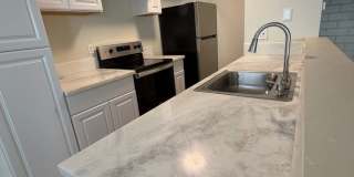 Remodeled two bedroom one bath condo Gallery 1