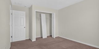 Large 4 bedroom home in Oakleaf Gallery 30