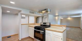1517 Harrison Gallery 1