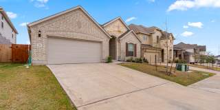 Beautiful 5 bedroom, 3 bathroom home in Buda!!! Gallery 1