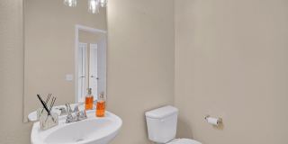 Immaculate 3 Bedroom Townhome Near Downtown COS Gallery 23