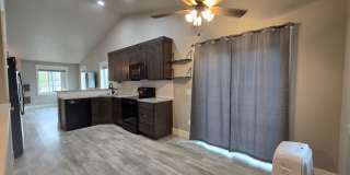 4 bed 2 bath home in Josephine Crossing Gallery 12
