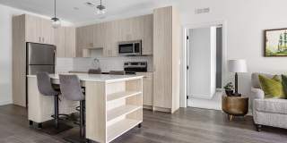 Station 250 Mundelein Gallery 11