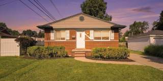 825 Wilson Avenue Gallery 1