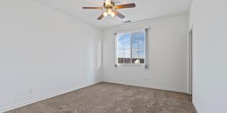 Beautiful 2-Story 5-Bedroom Chapman Heights Home! Gallery 23