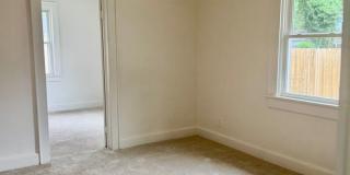 Remodeled 3 bedroom 1 bath home Gallery 9