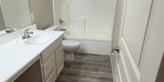 11284 W Magnolia Street Gallery 7