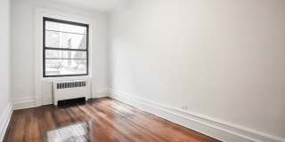 51 East 74th Street Gallery 5