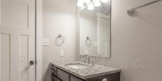 102 Bonnell Court Gallery 4
