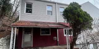 2 Bedroom Home with bonus room ! Gallery 22