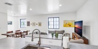 Luxury Townhouse by ASU Gallery 6