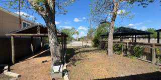 Fully Restored 2BR Classic Near Downtown Dignowity Hill Gallery 19