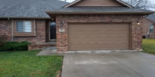 319 Aaron Dr. Gallery 1