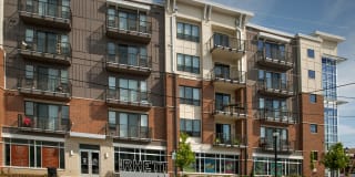 400 Rhett Gallery 32