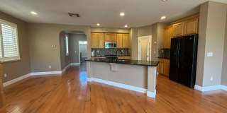 3 story newer home in great commute location Gallery 1