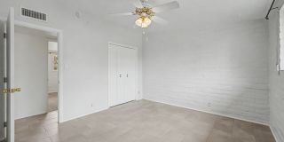 223 W Knox Drive Gallery 15