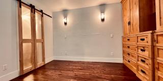 Renovated Uptown District Top Floor Condo in the Hillcrest Gallery 17