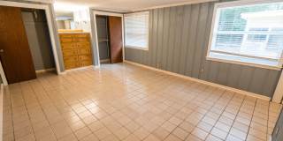 4 Bedroom/2 Bath Home in FSU Area Gallery 35