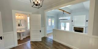 Charming Home on Cul-de-Sac w/Jacuzzi, Fireplace, Garage || Minutes from Downtown Napa! Gallery 9