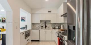 1945 Alamanda Dr Gallery 38