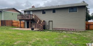 Spacious 3 Bedroom Home Close to Everything! Gallery 3