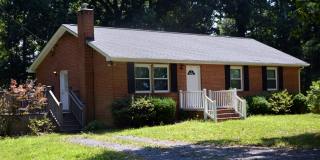 Sparkling Rambler in Park-like Setting on 10 Acres Gallery 1