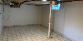 3 Bedroom, 1 Bath Bungalow Style Home Move-In Ready! Gallery 8