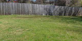 Comfortable three bedroom! Gallery 9