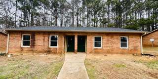 Affordable Ground-Level Living in Greenwood Gallery 1