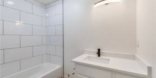 College Station - 3 bedroom - 2 bath house with garage and fenced back yard. Gallery 16