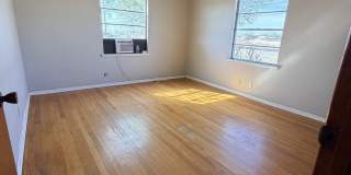 4926 Alma Gallery 3