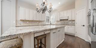 Gorgeous Rancher Located in University Bluffs Gallery 6