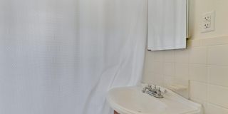 511 8th Avenue Gallery 12