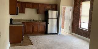 Downtown loft apartment, one bedroom one bath Gallery 1
