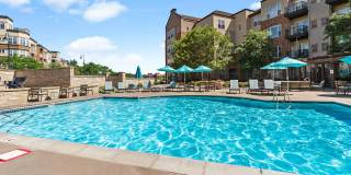 The Landings at Silver Lake Village Gallery 22