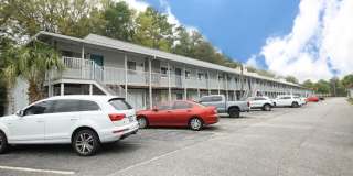Cozy One Bedroom in Central Niceville Gallery 1