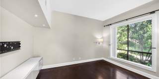 9 Madrona Gallery 15