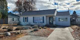 Adorable Duplex Near Washington Park with Utilities Included Gallery 1