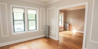 4837 North Wolcott Ave. Apt. Gallery 11