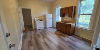 First floor 1 bedroom unit  west side Gallery 1