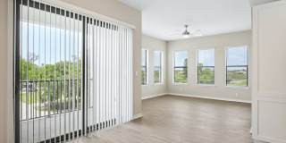 Imperial Crossing Luxury Apartment Homes Gallery 13