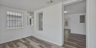 1216 West 24th Street-1 Gallery 4